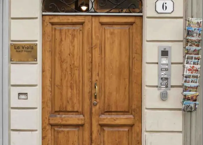 Гостевой дом La Viola 3*